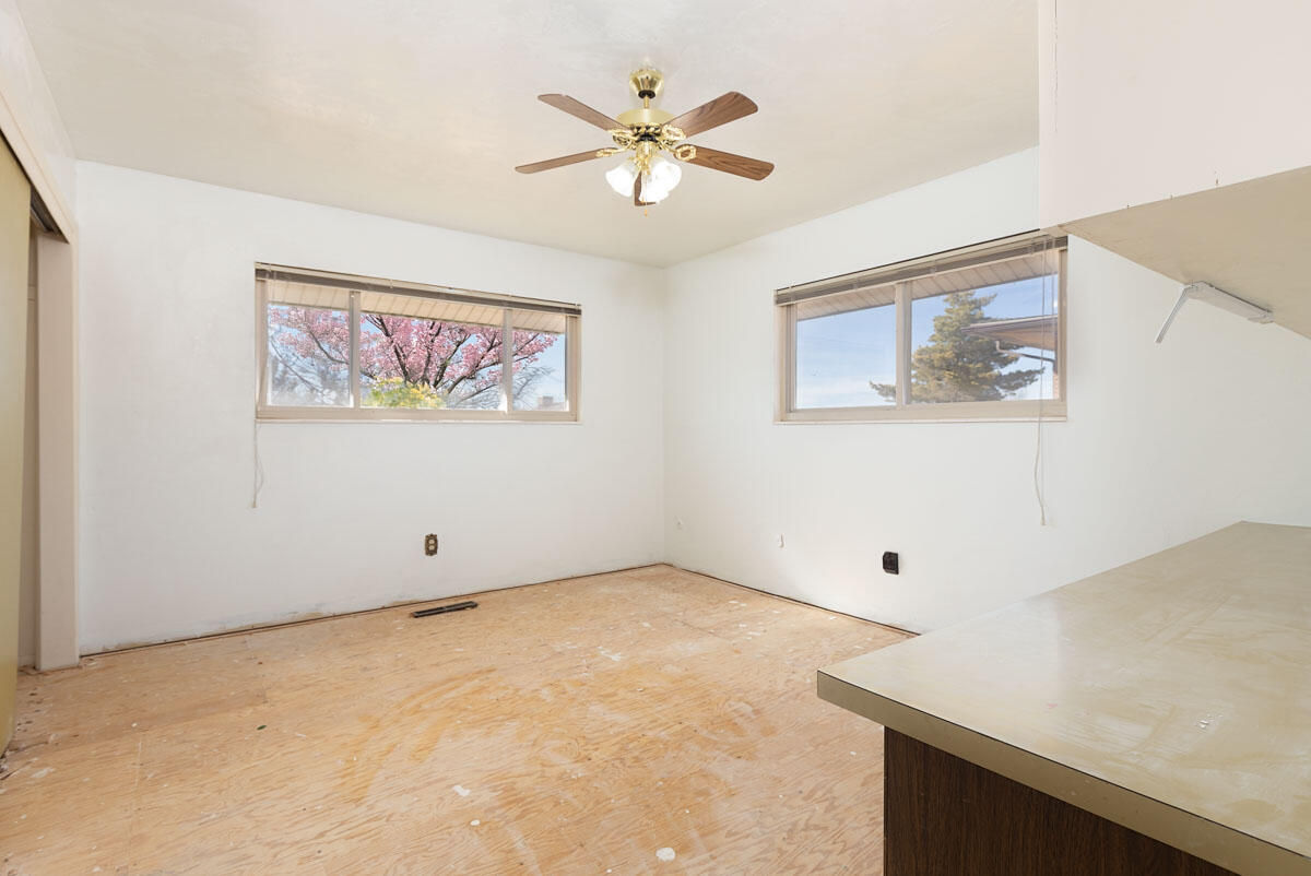 703 S 300 E, Cedar City, photo 17 of 39
