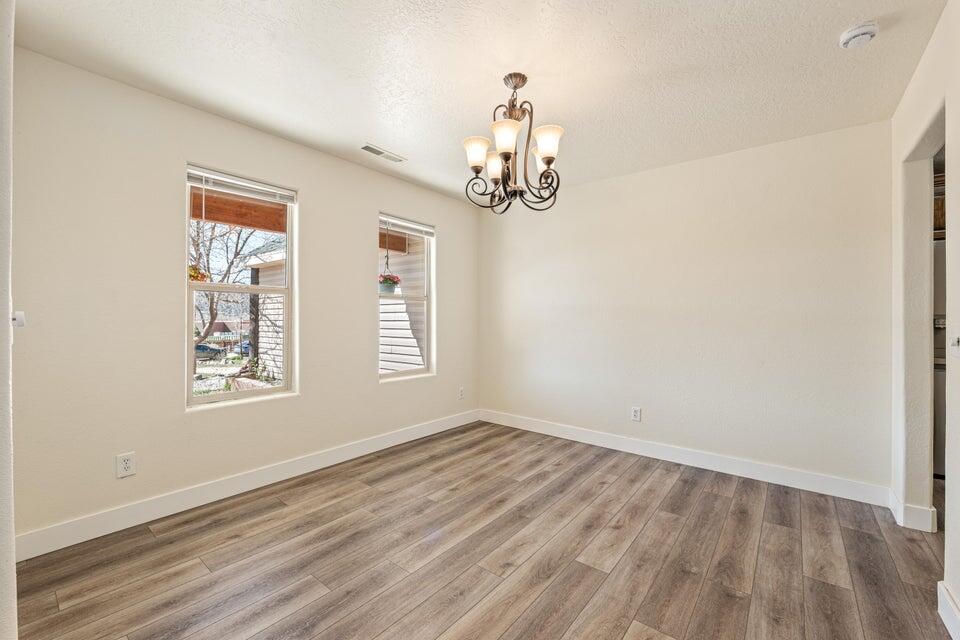 1892 N Golden Delicious Dr, Apple Valley, photo 9 of 58
