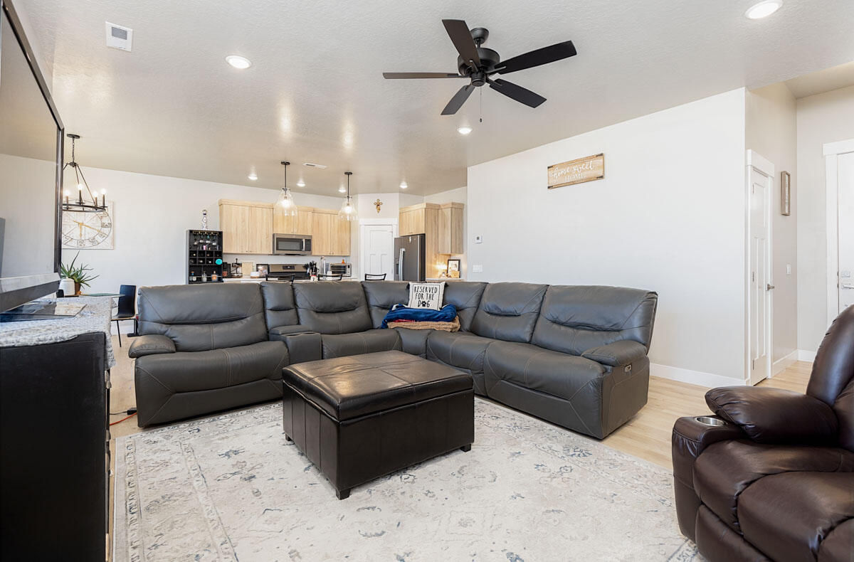 4651 N 2600 W, Cedar City, photo 5 of 20