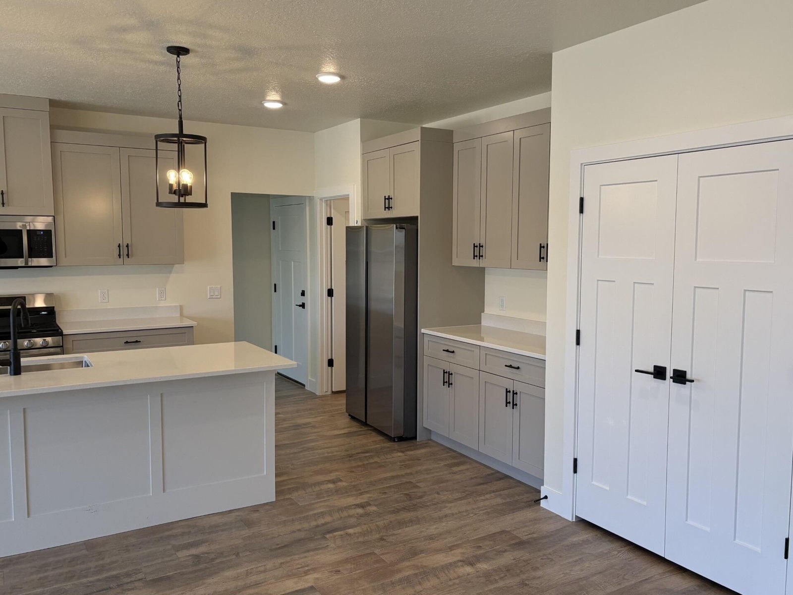 672 N Kaycie LN, Panguitch, photo 6 of 23