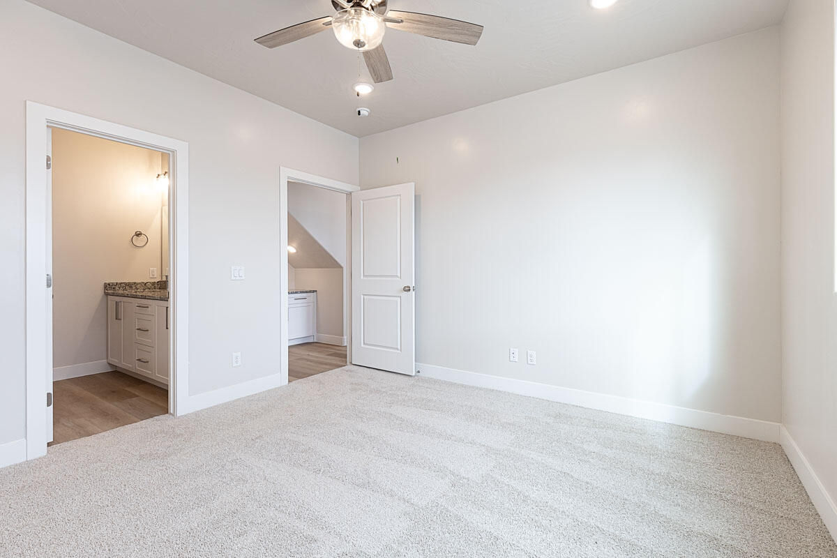 2604 N Clark Parkway, Cedar City, photo 10 of 16