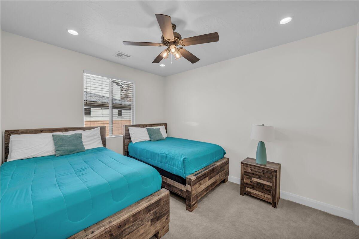 1466 N ARENA ROJA DR, Washington, photo 13 of 24