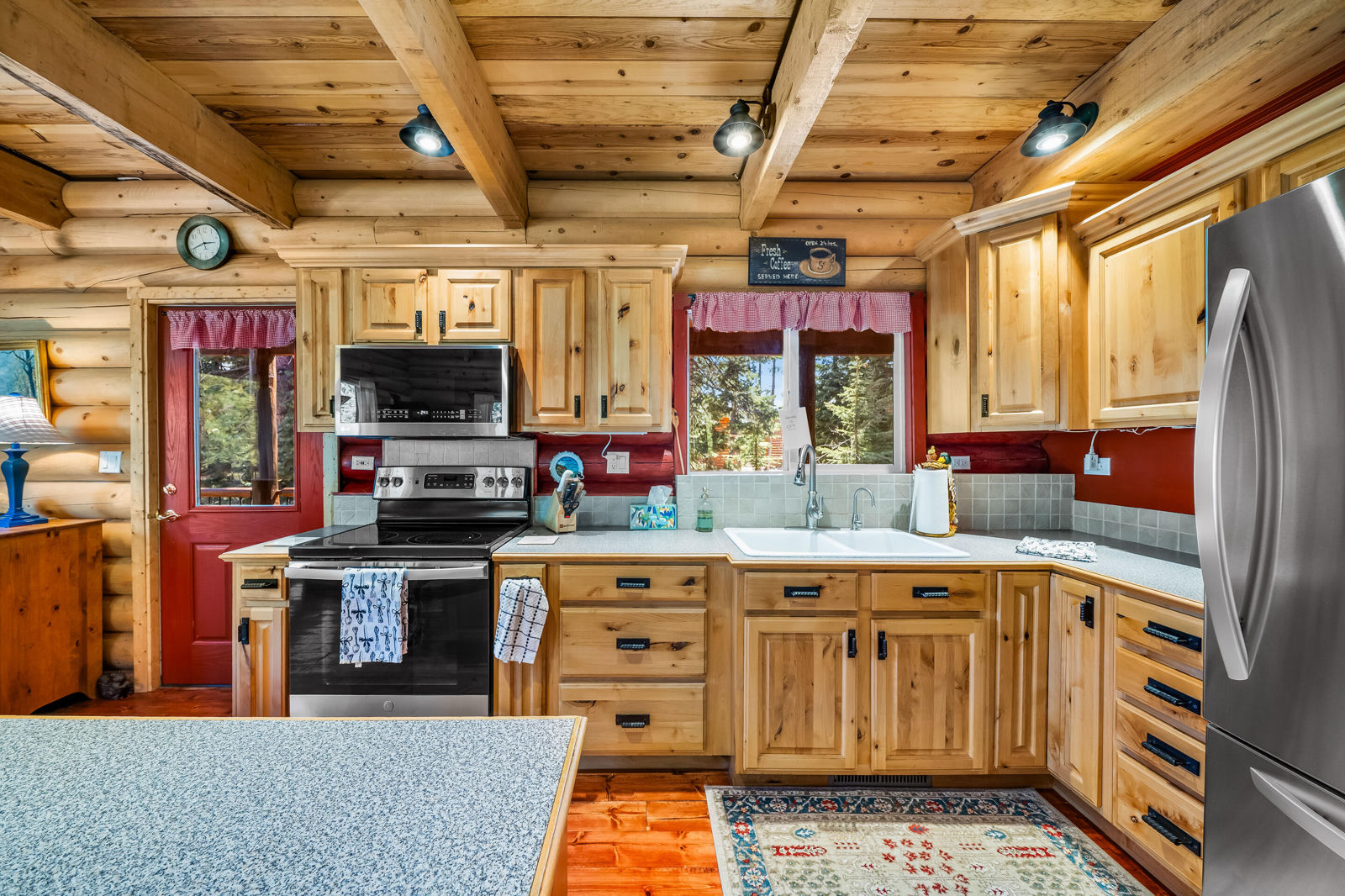 1390 E Ruger LN, Duck Creek Village, photo 10 of 30
