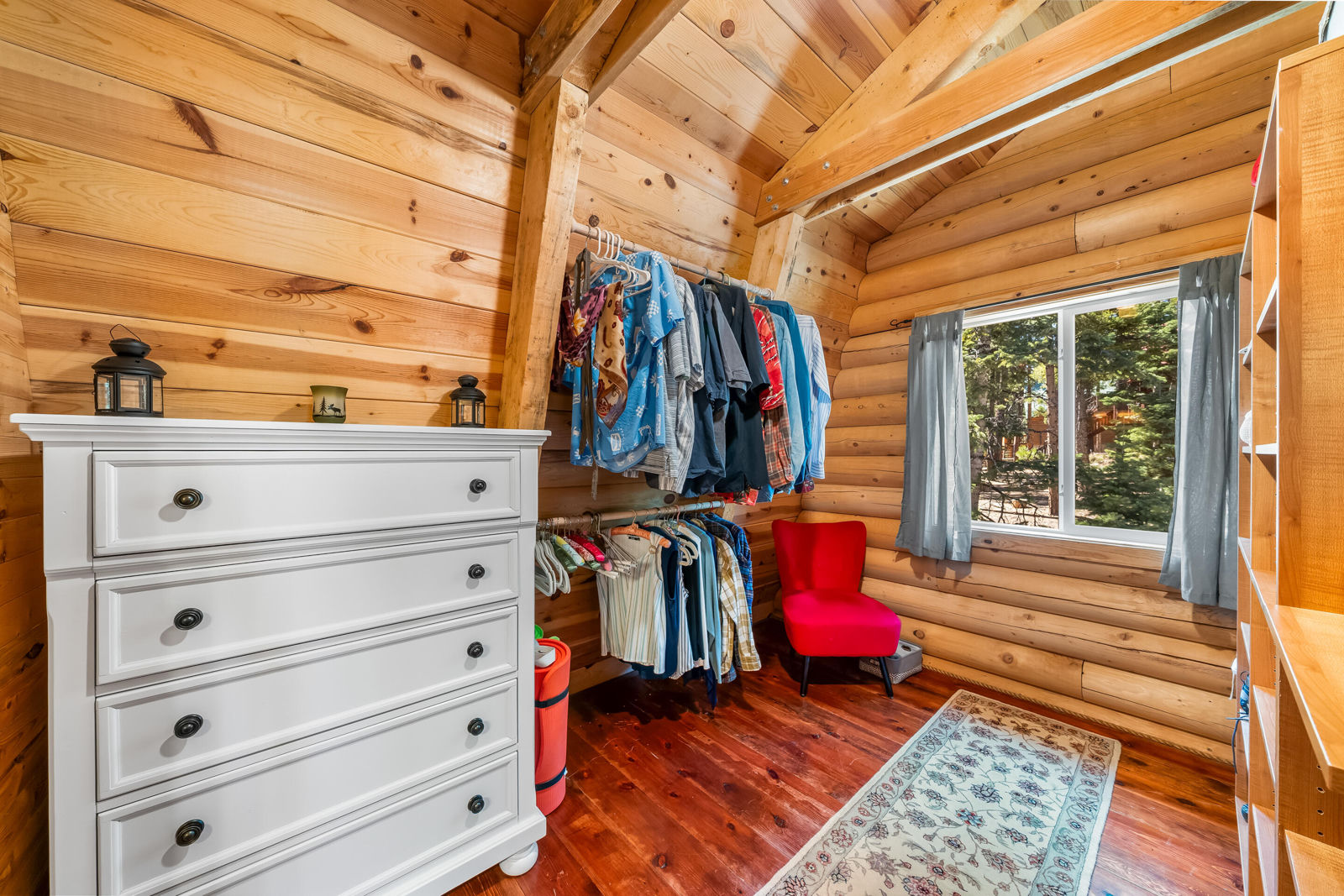 1390 E Ruger LN, Duck Creek Village, photo 17 of 30