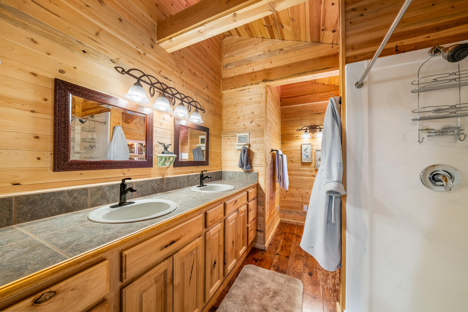 1390 E Ruger LN, Duck Creek Village, photo 20 of 30