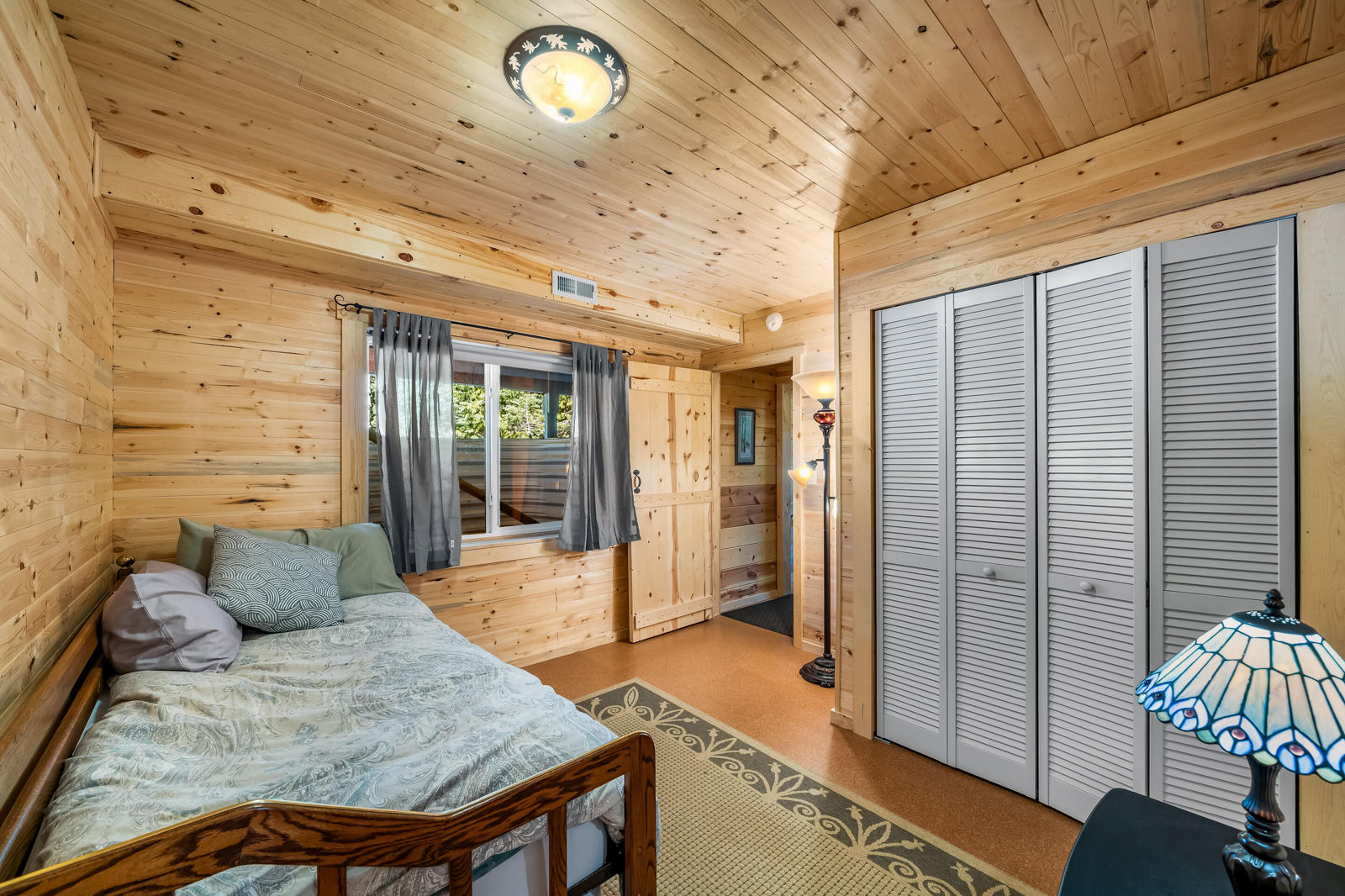 1390 E Ruger LN, Duck Creek Village, photo 24 of 30