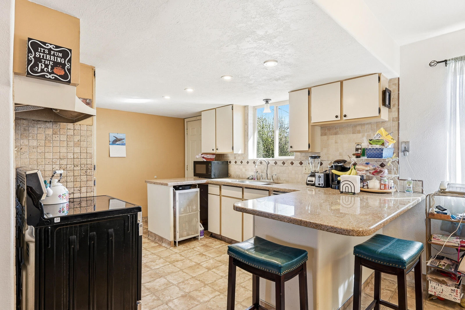 298 N 900 W, Cedar City, photo 8 of 54