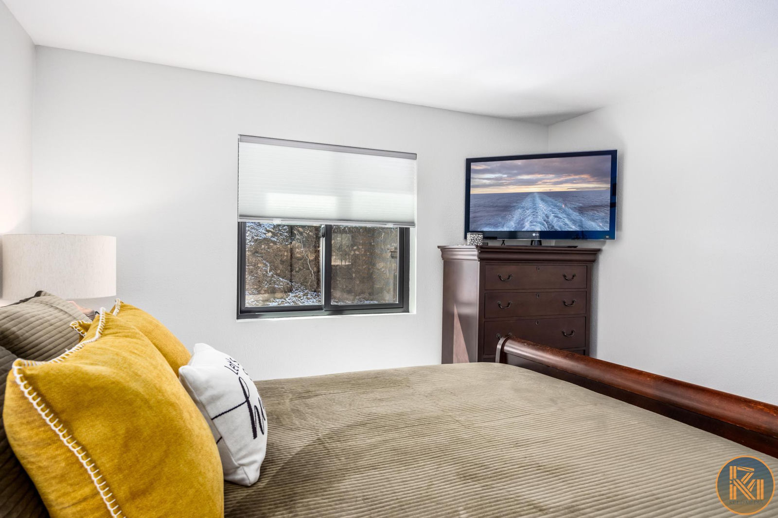 2060/ 2080 E Strawberry Point RD, Duck Creek Village, photo 11 of 40
