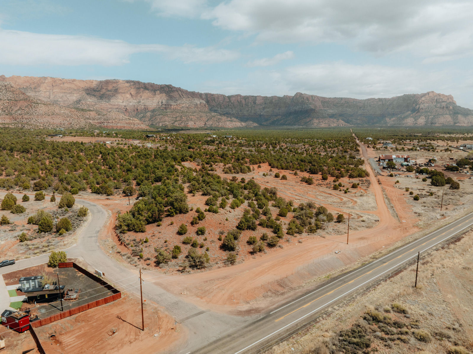 1933 S Canyon Drive, Apple Valley, photo 12 of 20