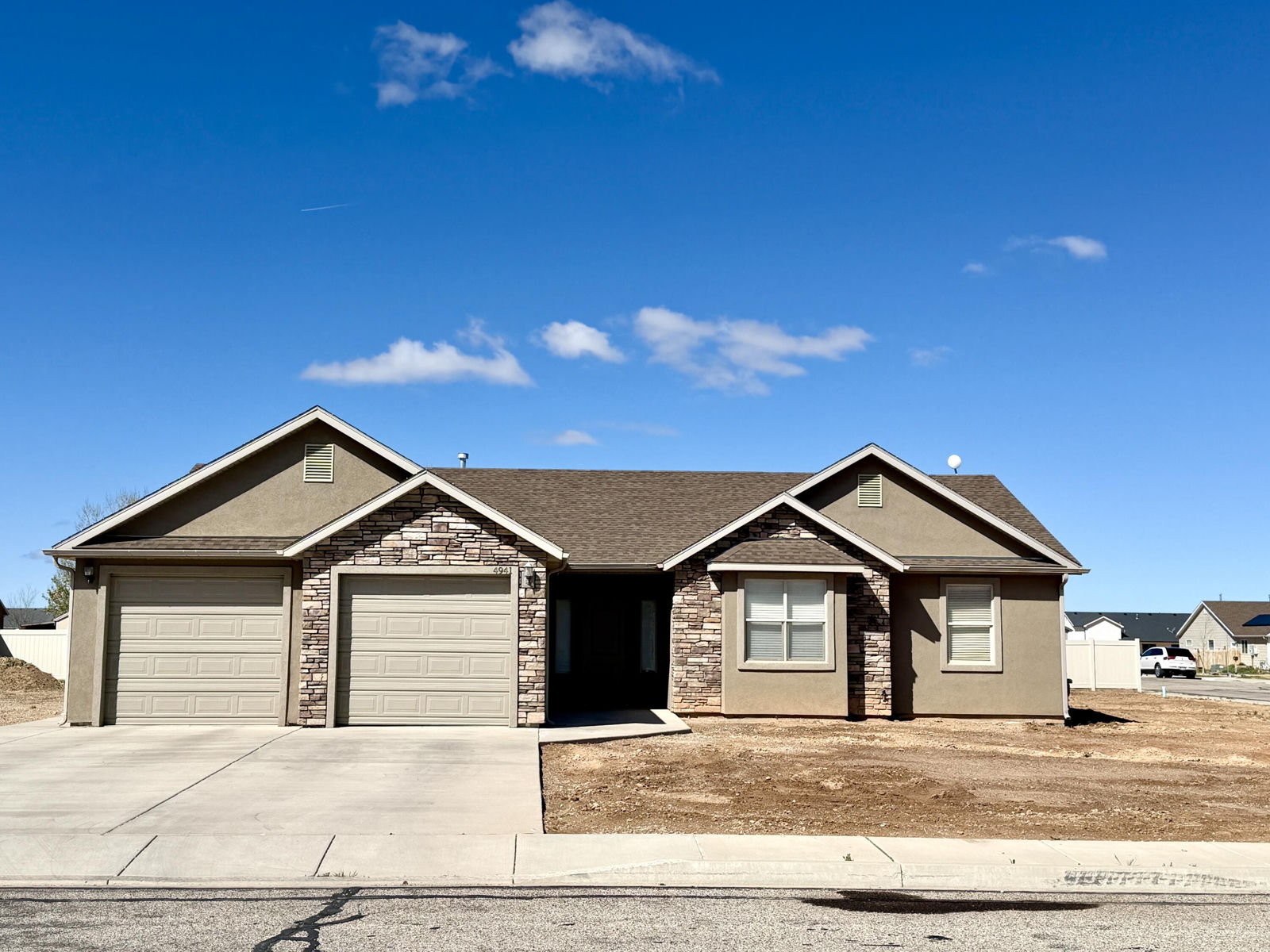 4941 N Bald Eagle DR, Enoch, photo 1