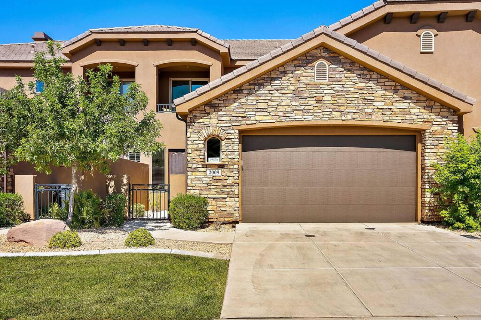 2009 N Coral Ridge DR, Washington, photo 7 of 51