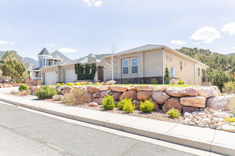 888 E Fiddlers Canyon RD, Cedar City