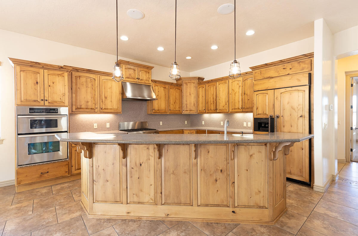 888 E Fiddlers Canyon RD, Cedar City, photo 15 of 74