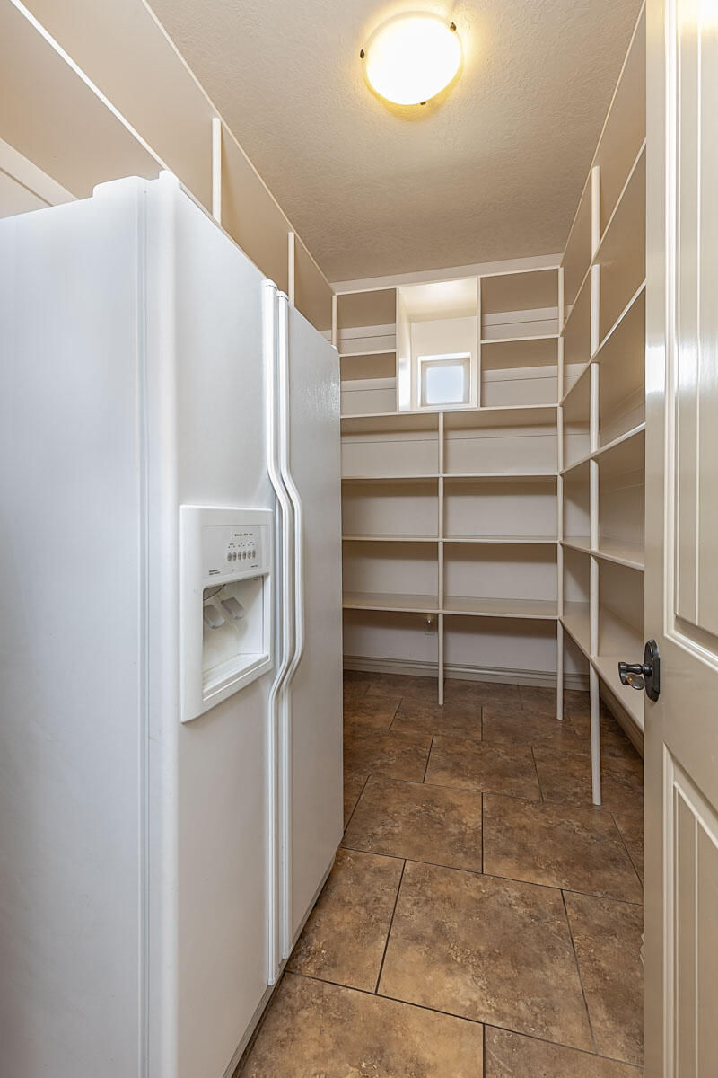 888 E Fiddlers Canyon RD, Cedar City, photo 22 of 74
