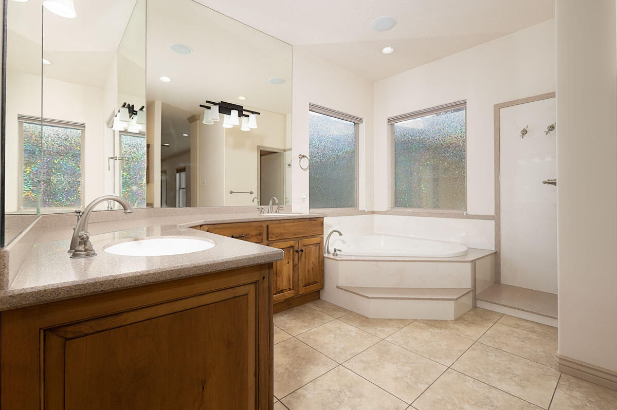 888 E Fiddlers Canyon RD, Cedar City, photo 31 of 74
