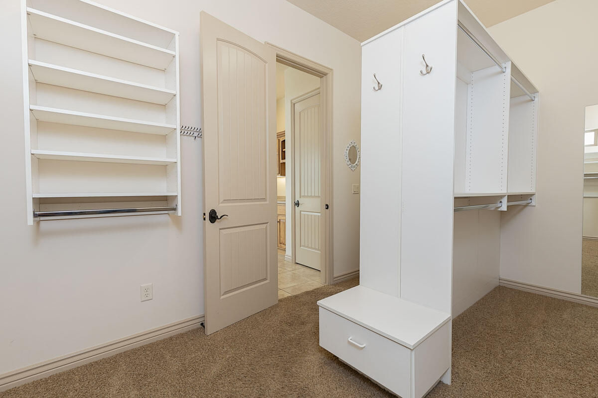 888 E Fiddlers Canyon RD, Cedar City, photo 36 of 74