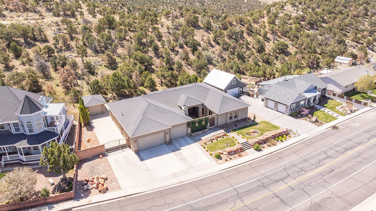 888 E Fiddlers Canyon RD, Cedar City, photo 68 of 74