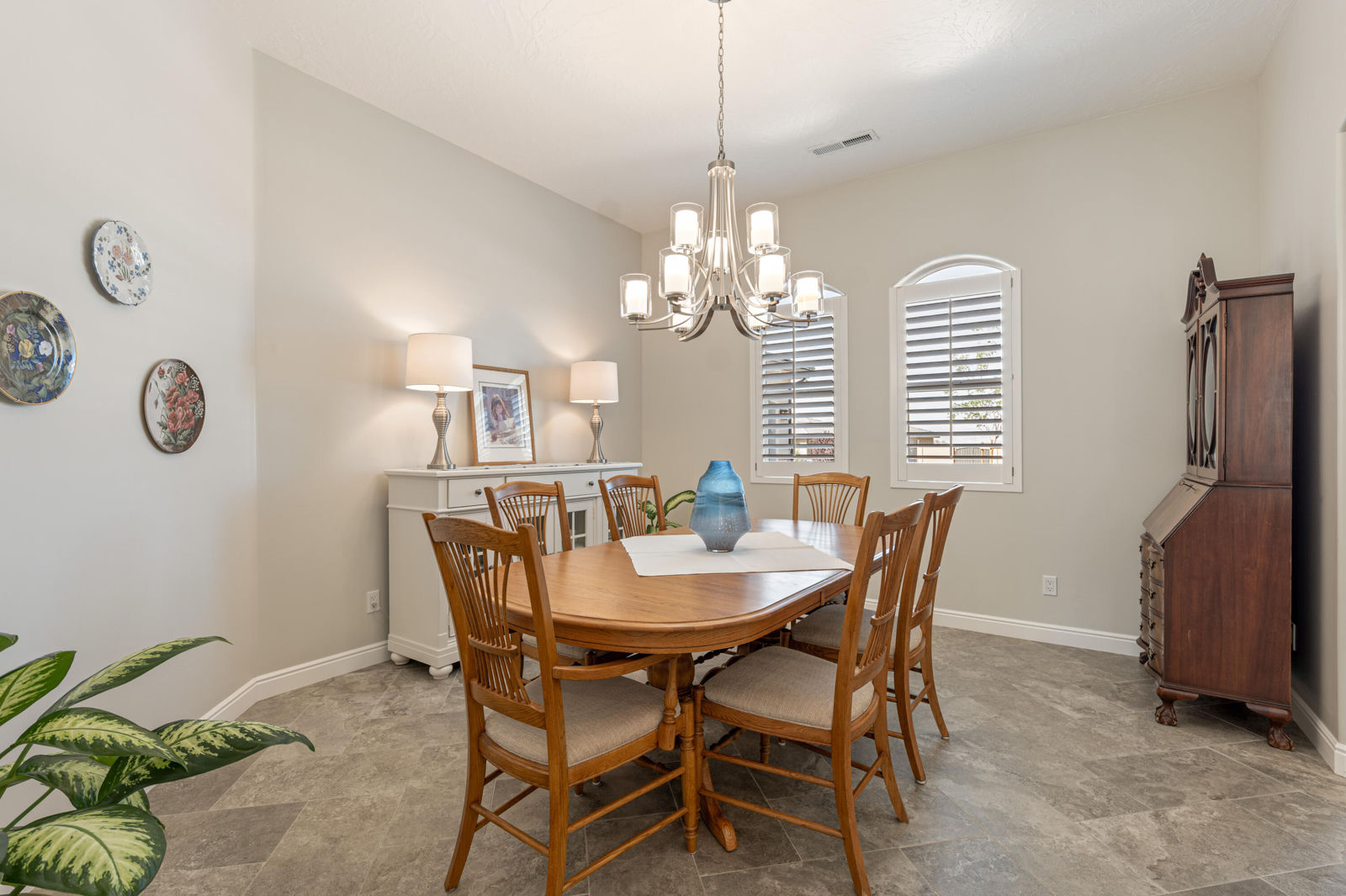 2927 S Majestic Court Dr, Washington, photo 8 of 77