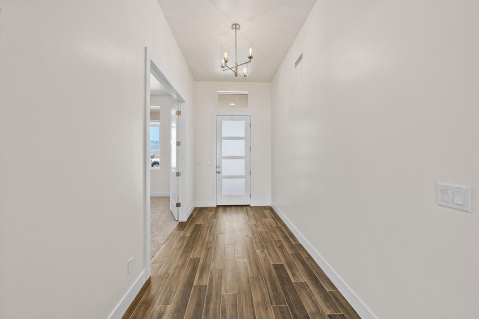 977 W 1920 S, Hurricane, photo 3