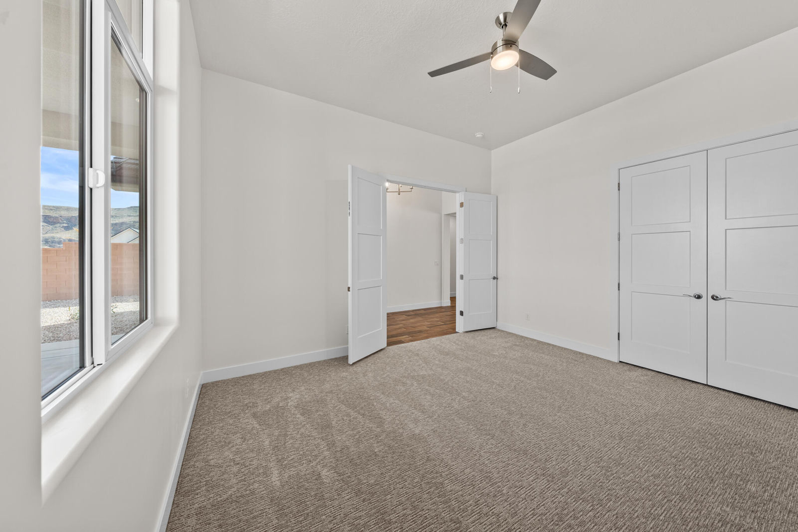 977 W 1920 S, Hurricane, photo 4 of 62