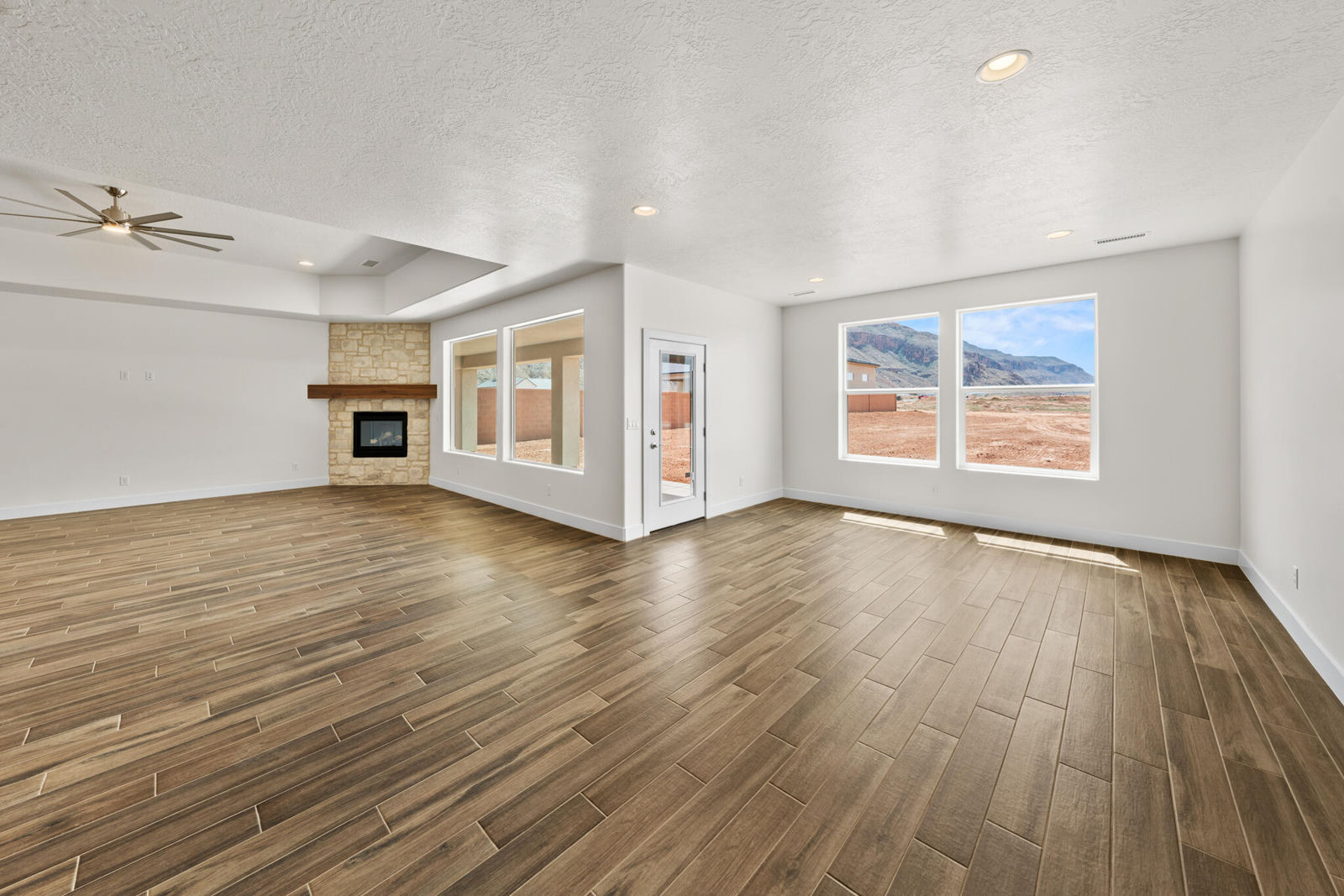 977 W 1920 S, Hurricane, photo 14 of 62