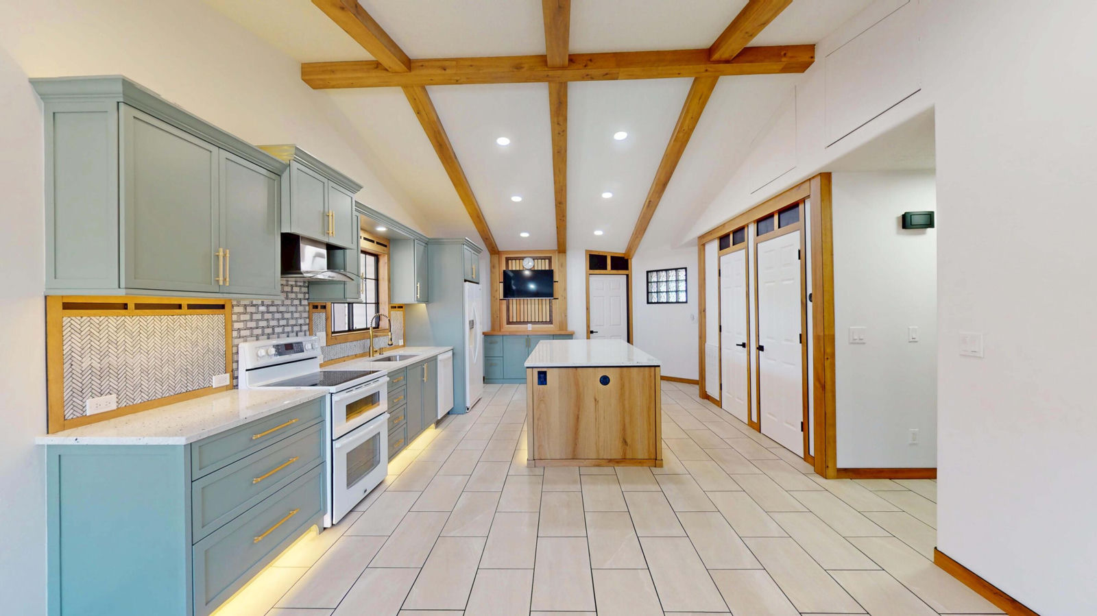 320 E 2100 North CIR, Cedar City, photo 9 of 54