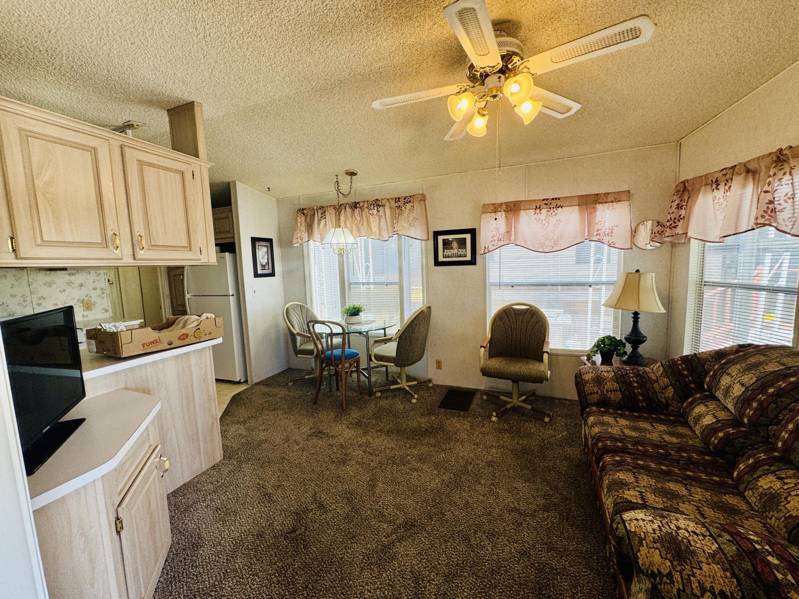 1160 E Telegraph ST, 122, Washington, photo 5 of 19