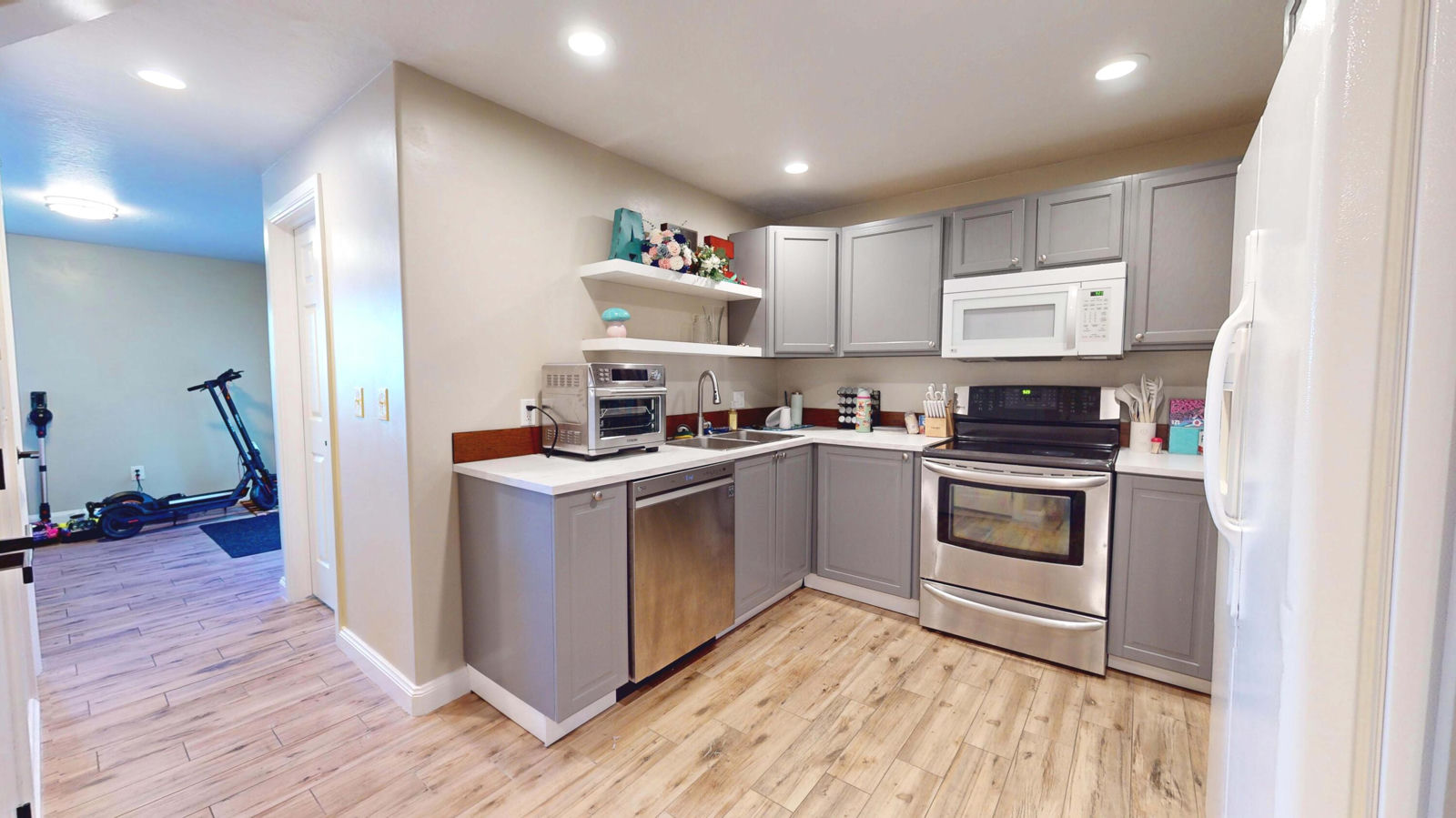 320 E 2100 North CIR, Cedar City, photo 42 of 54