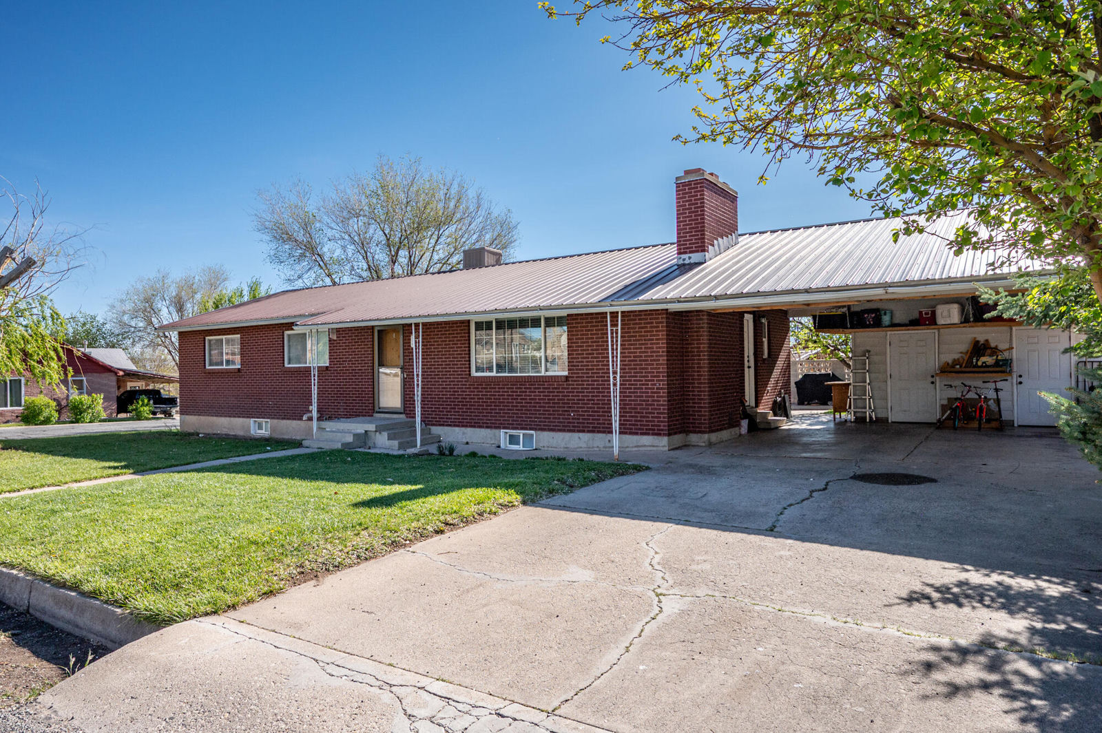 119 S 300 ST W, Milford, photo 34 of 49