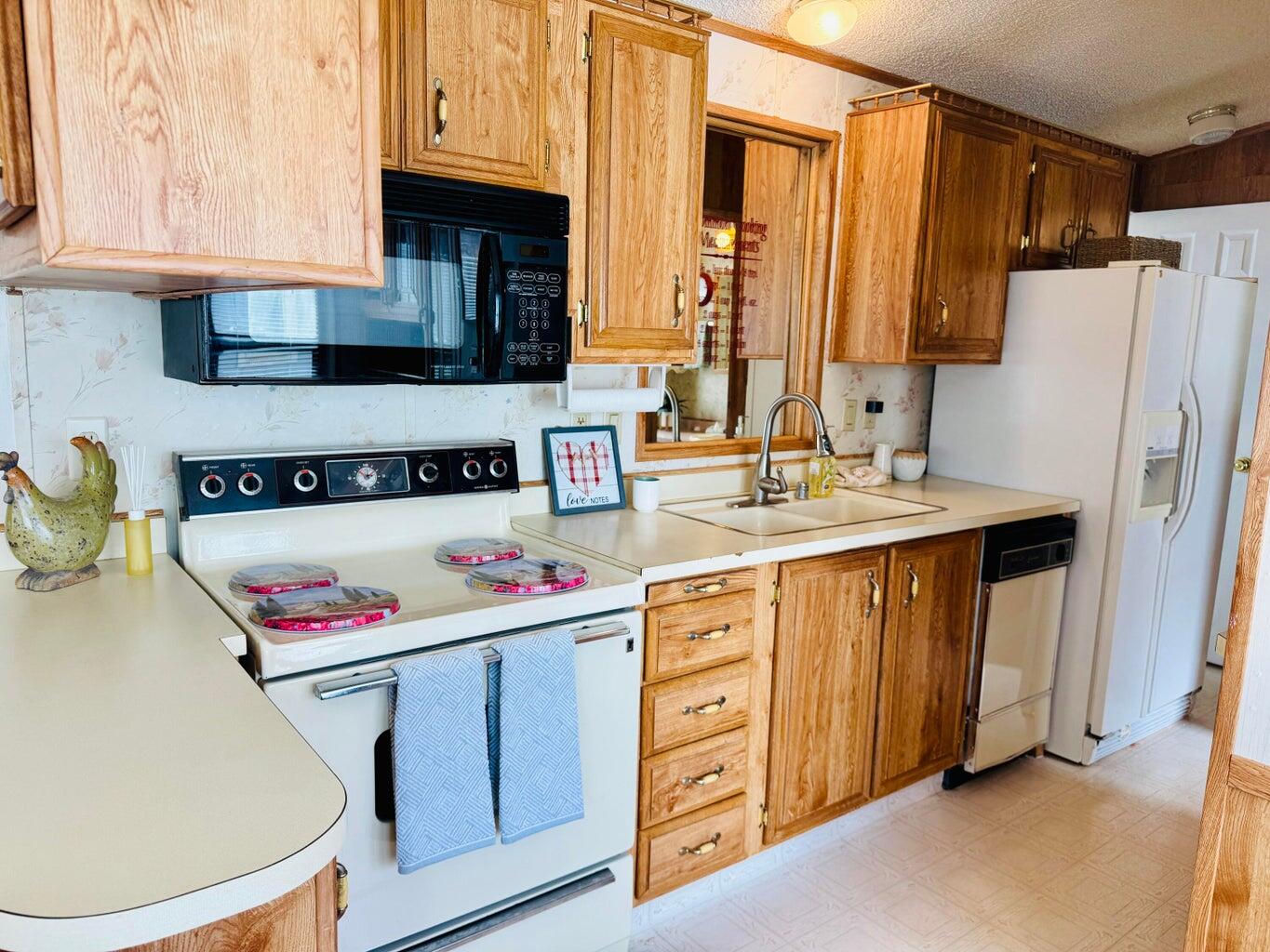 1160 E Telegraph ST, #81, Washington, photo 8 of 21