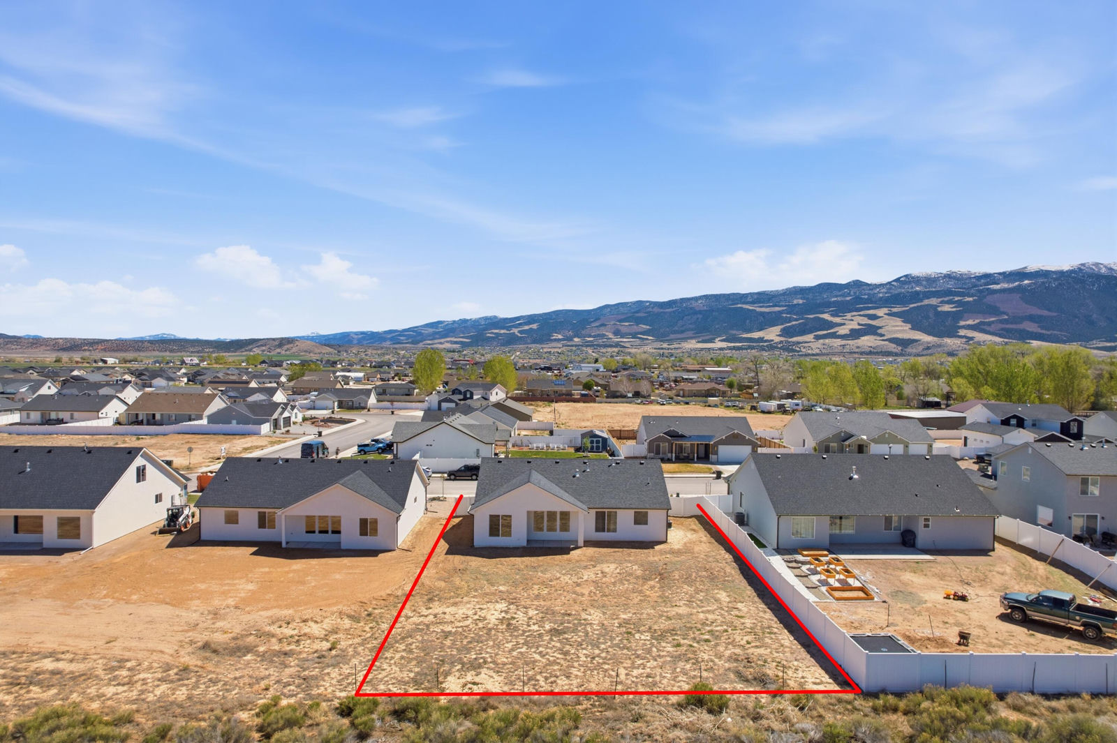 4911 N 10 E, Enoch, photo 4 of 32