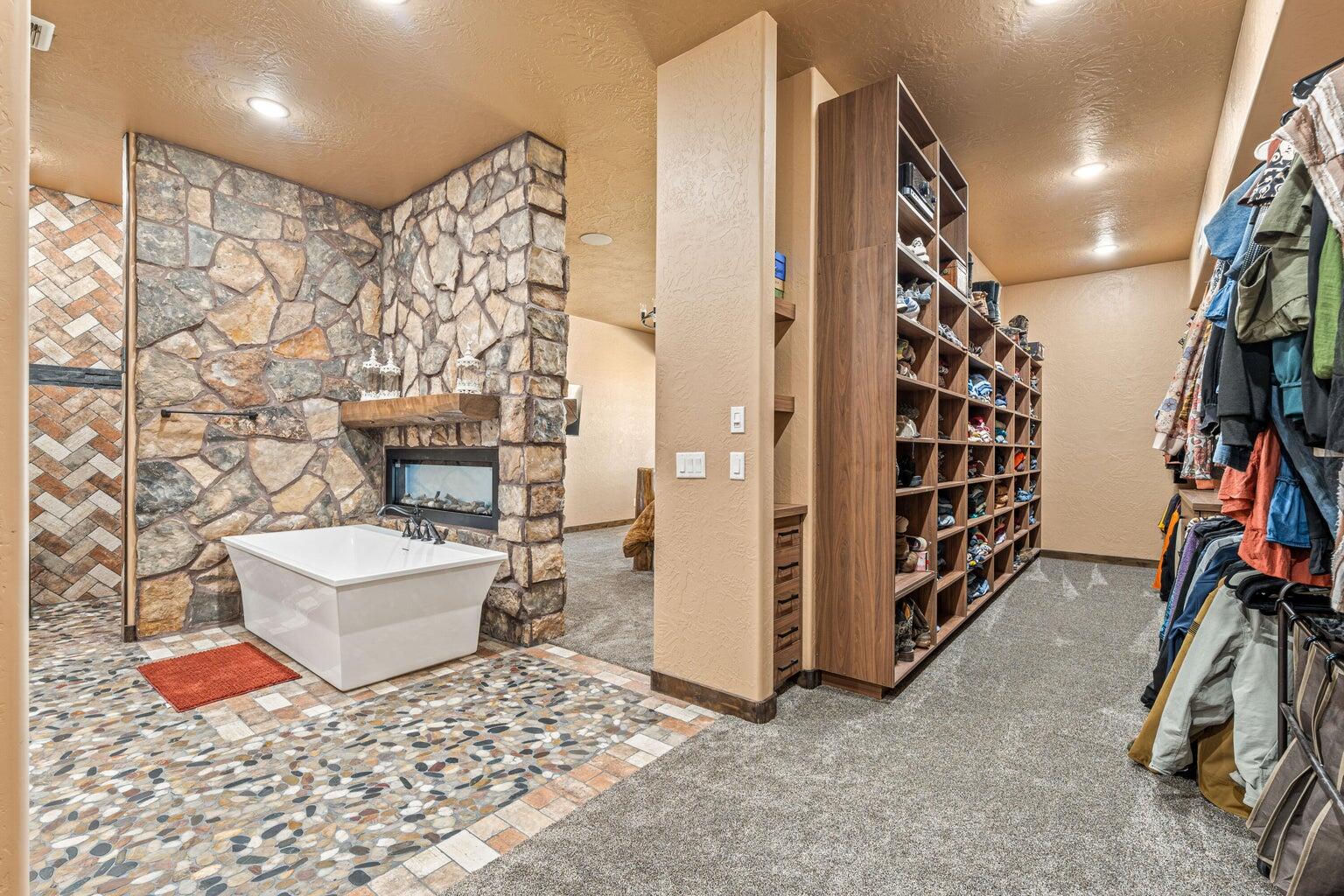 169 E 100 N, Newcastle, photo 28 of 108
