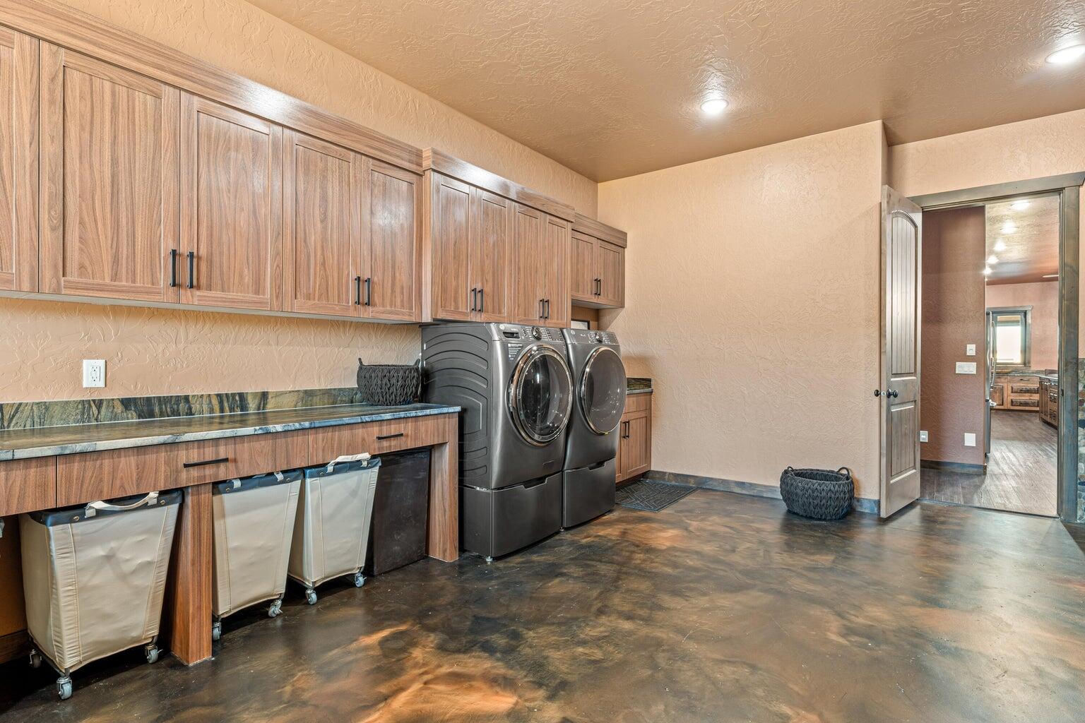 169 E 100 N, Newcastle, photo 37 of 108