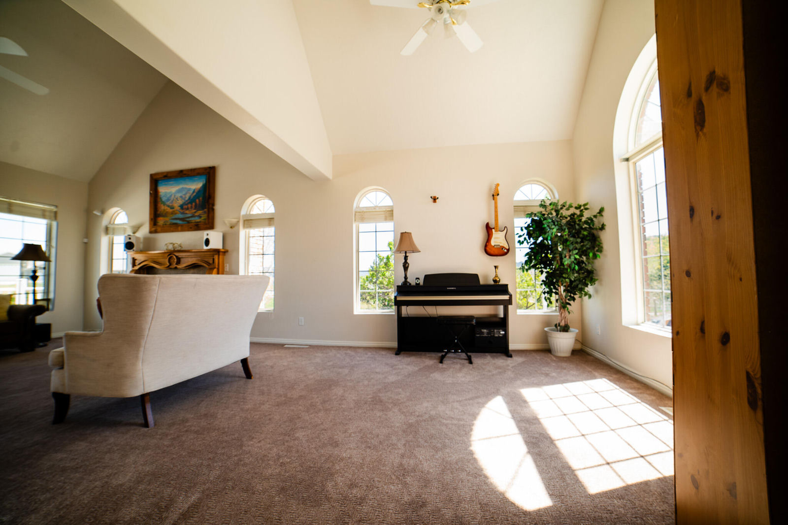 123 S Rachel LN, New Harmony, photo 10 of 51