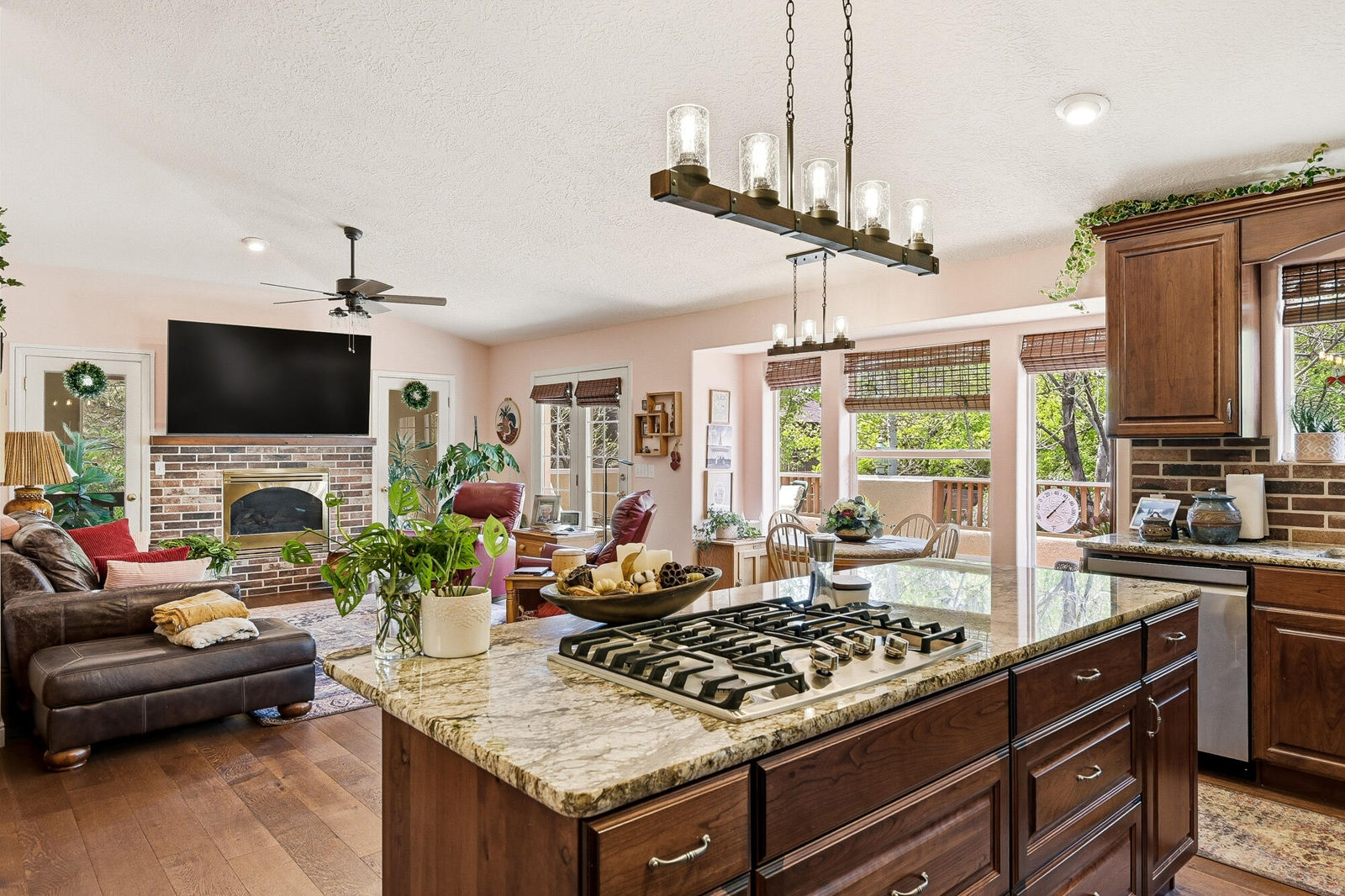 846 S 860 W, Cedar City, photo 13 of 69