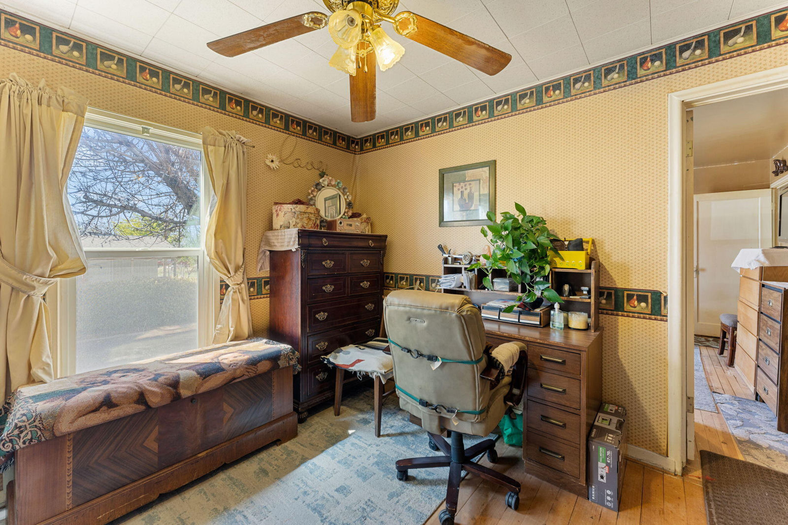 147 E Main ST, Summit, photo 16 of 35