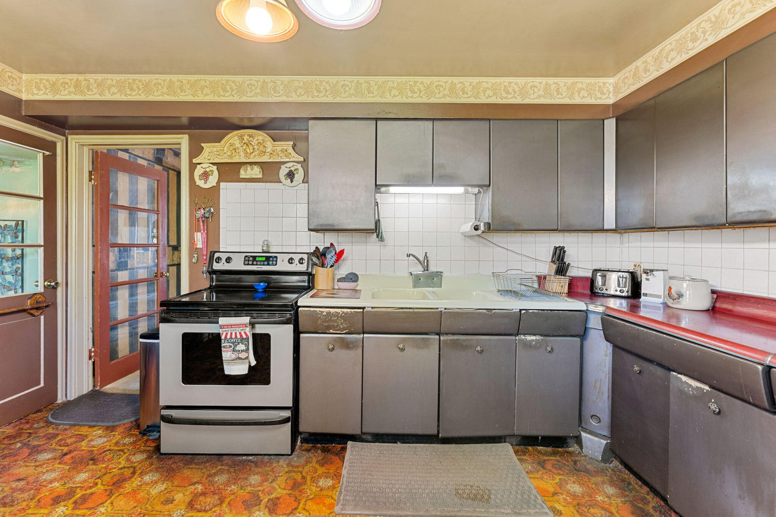 147 E Main ST, Summit, photo 21 of 35