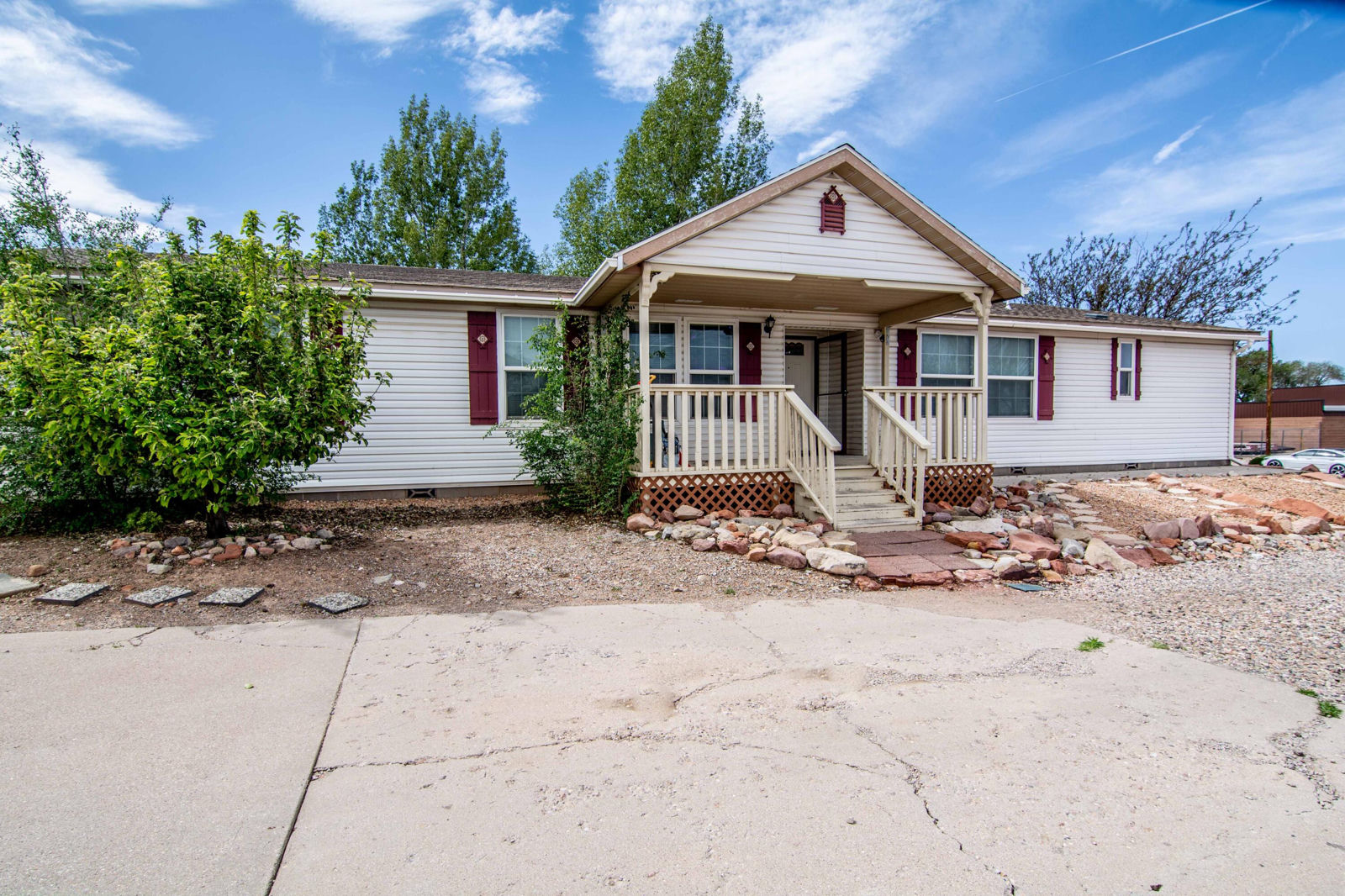 429 S 75 E, Cedar City, photo 2 of 23