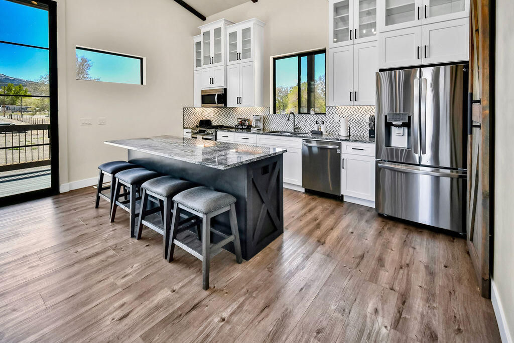 275 N 400 E, Annabella, photo 14 of 55