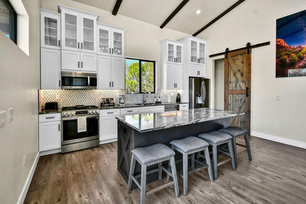 275 N 400 E, Annabella, photo 13 of 55