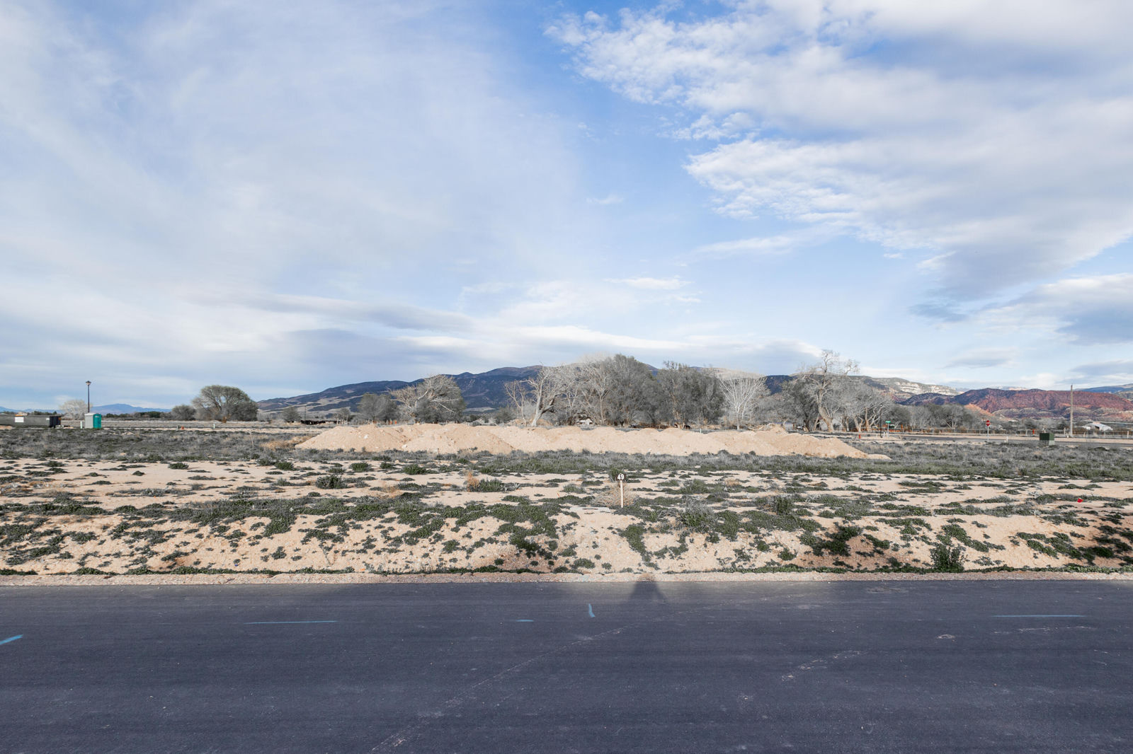 2432 N Locust ST, Cedar City, photo 3 of 6