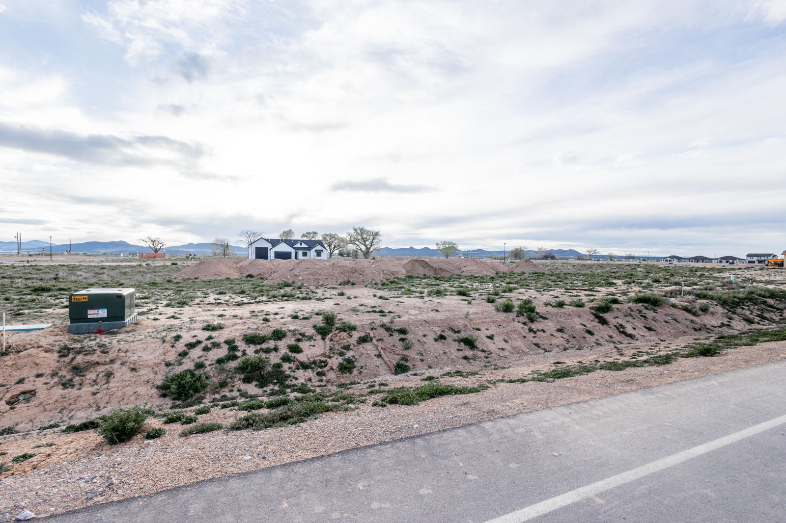 2435 N Kings RD, Cedar City, photo 1