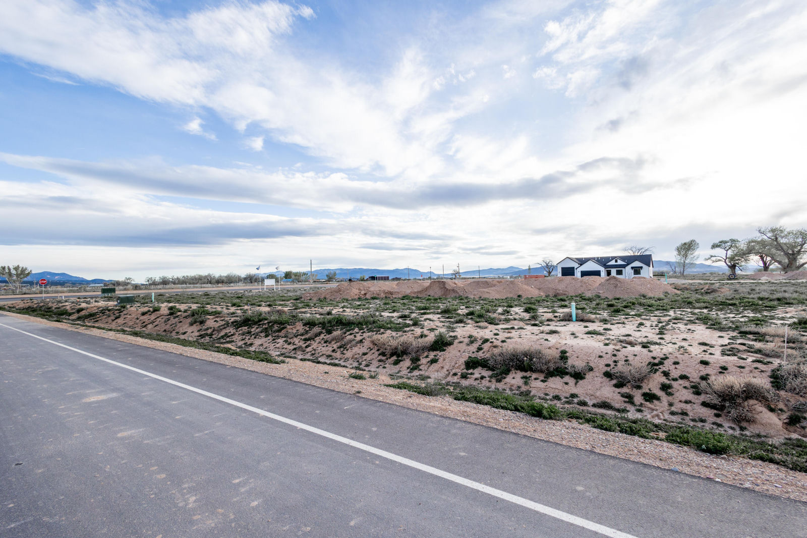2435 N Kings RD, Cedar City, photo 2 of 6