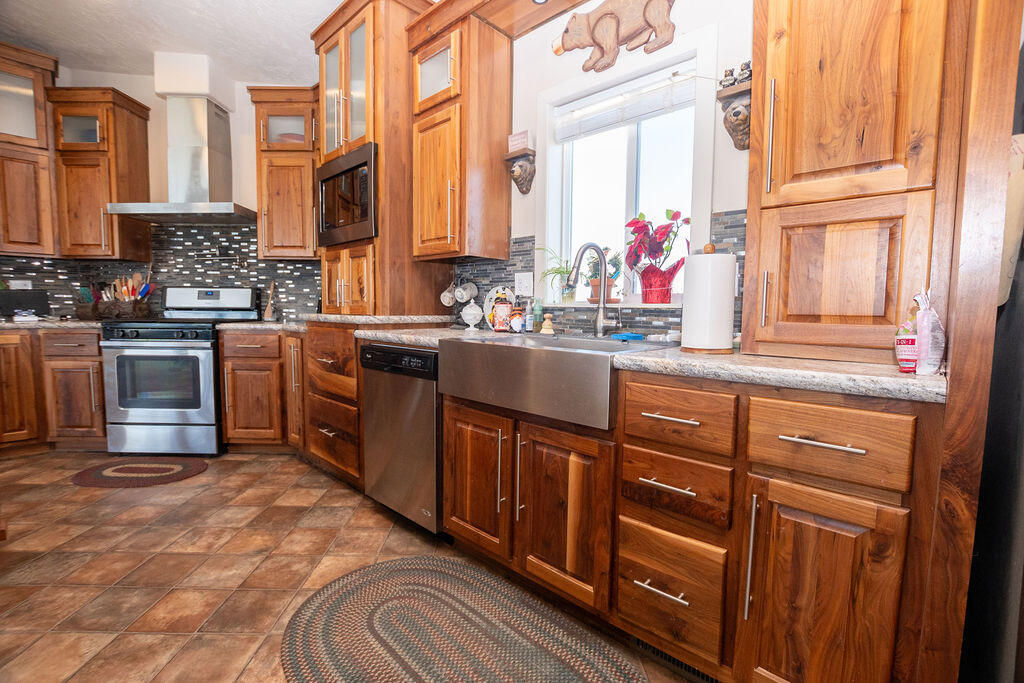 235 E 3700 N, Beaver, photo 10 of 50