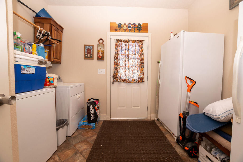 235 E 3700 N, Beaver, photo 19 of 50