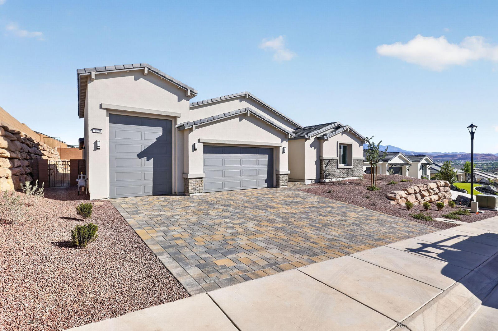 3028 W Orco LN, St George, photo 4 of 32
