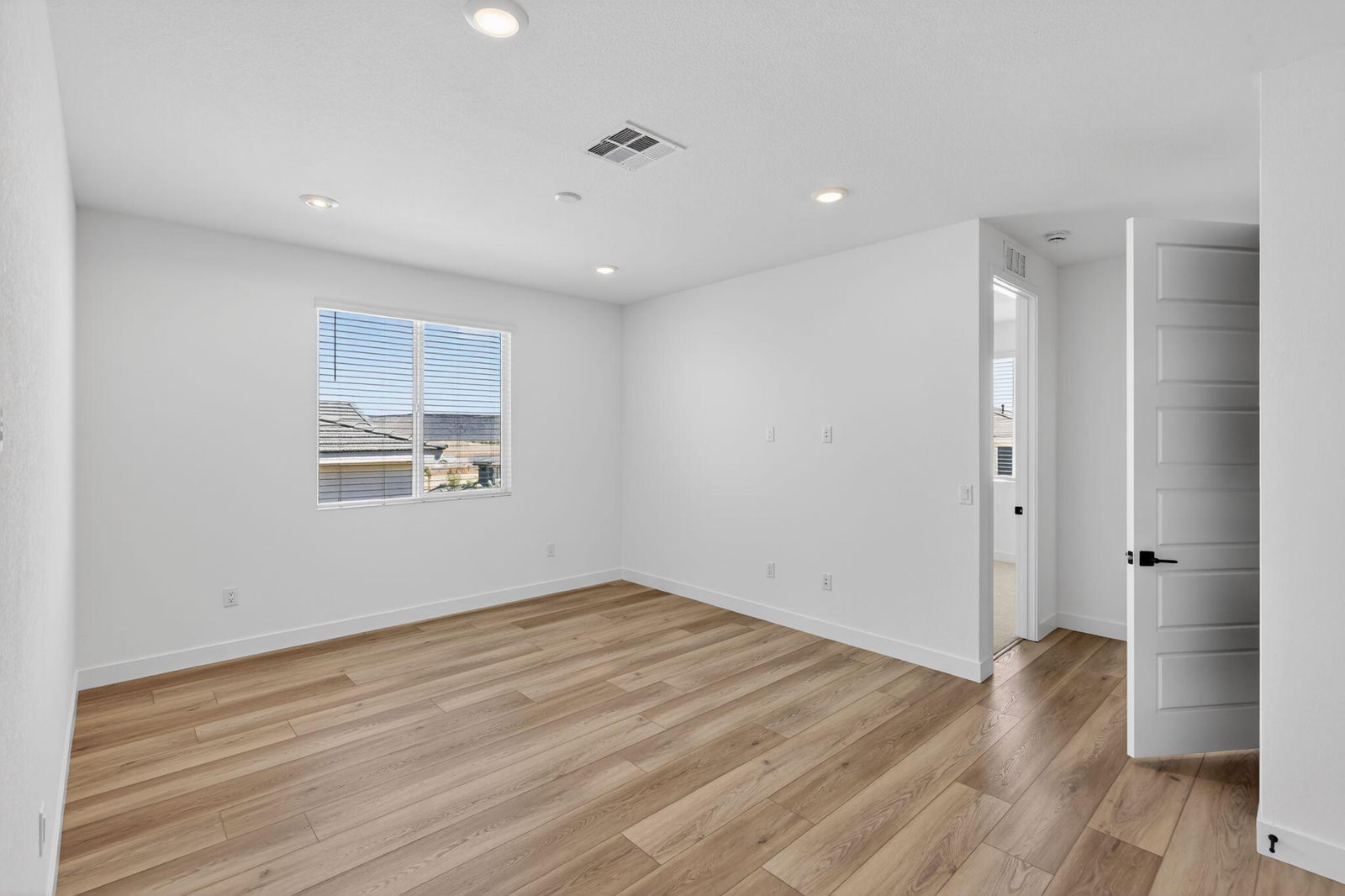 3028 W Orco LN, St George, photo 12 of 32