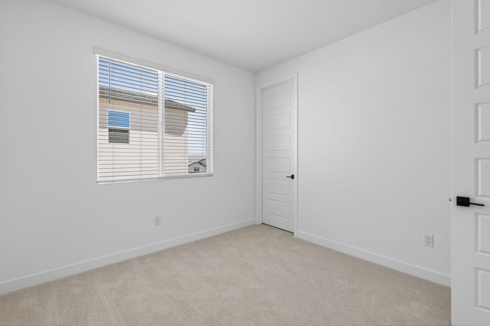 3054 W Orco LN, St George, photo 15 of 31