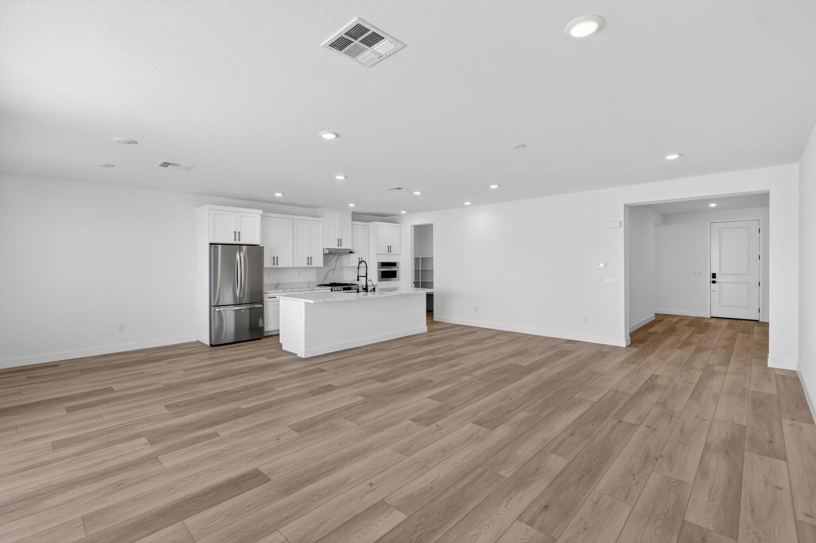 3054 W Orco LN, St George, photo 10 of 31