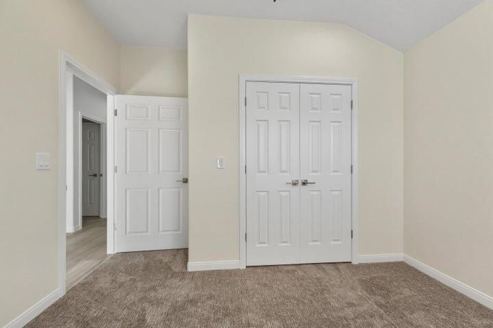 149 S 100 E, Enterprise, photo 13 of 41